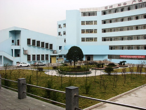 荆门技师学院