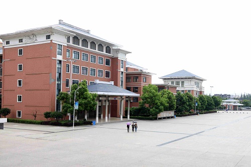 潜江市农经学校