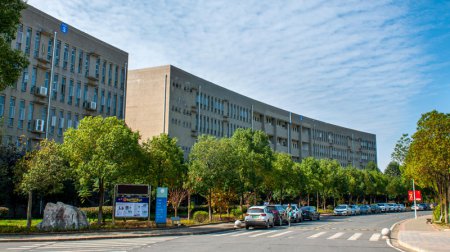 武汉明德电子科技技工学校2025年招生简章